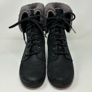 UGG Australia Zea Wedge Winter Boots Womens Size 11 Black Leather Sheepskin Cuff
